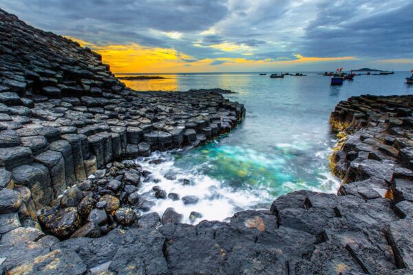 ganh da dia phu yen 1